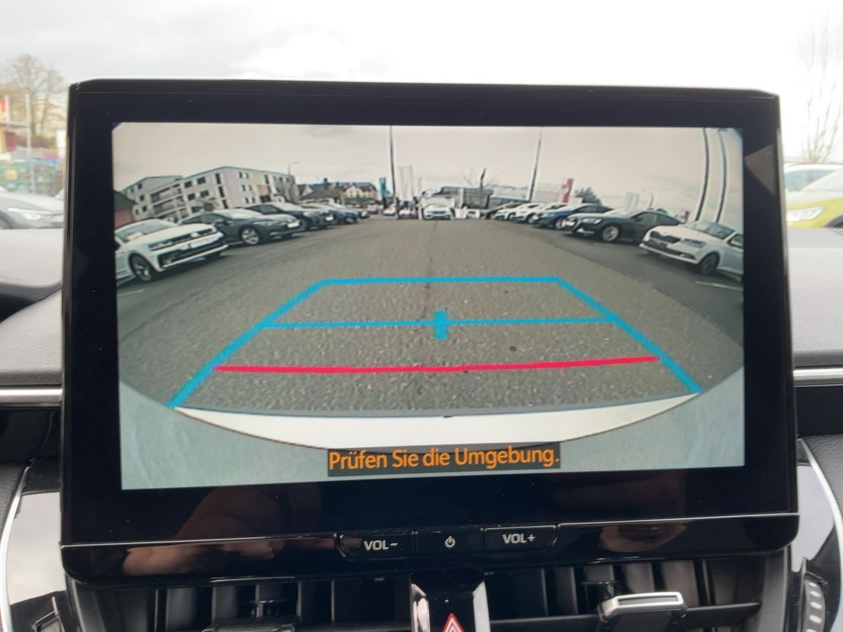 Toyota Corolla 1.8Hybrid TEAM D LED+NAV+ACC+SHZ+RFK+MFL