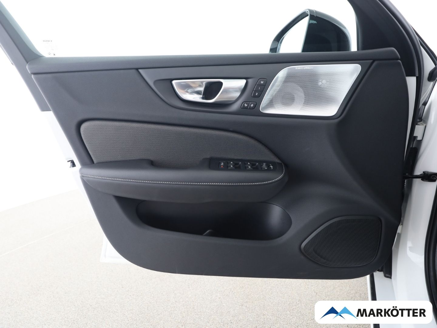 Volvo S60 T8 Ultimate Dark Recharge AWD/360°CAM/B&W/