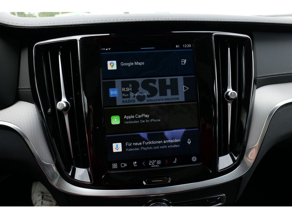 Volvo S60 Lim. T8 Ultimate Dark Recharge Plug-In Hybri