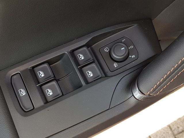 Cupra Formentor 1.4 e-Hybrid DSG - Samsaru's Car Outlet