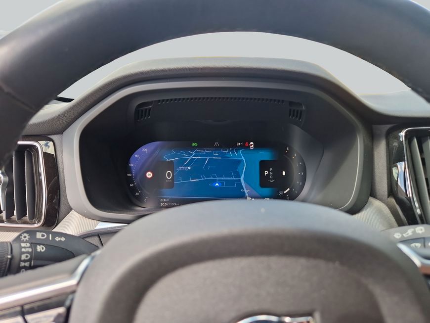 Volvo XC60 B4 D AWD Plus Dark,Pano, LM 21'',360° Surro