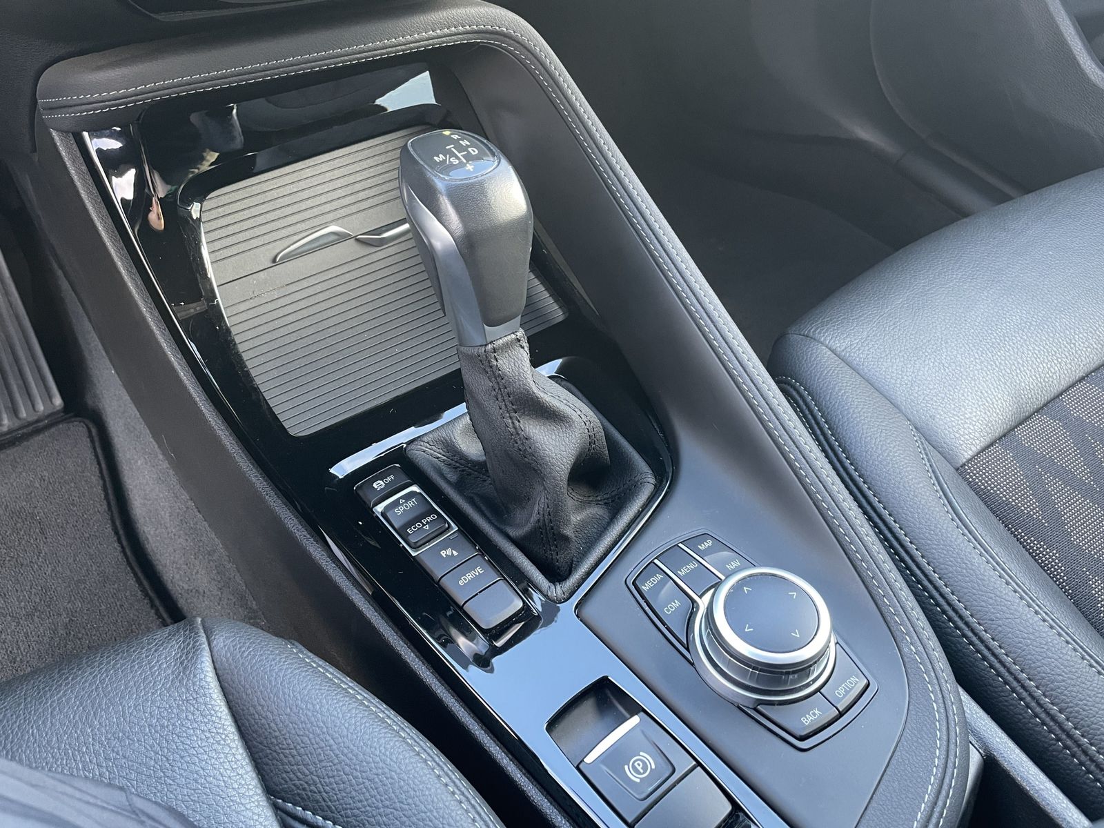 BMW X1 xDrive25e xLine - Samsaru's Car Outlet