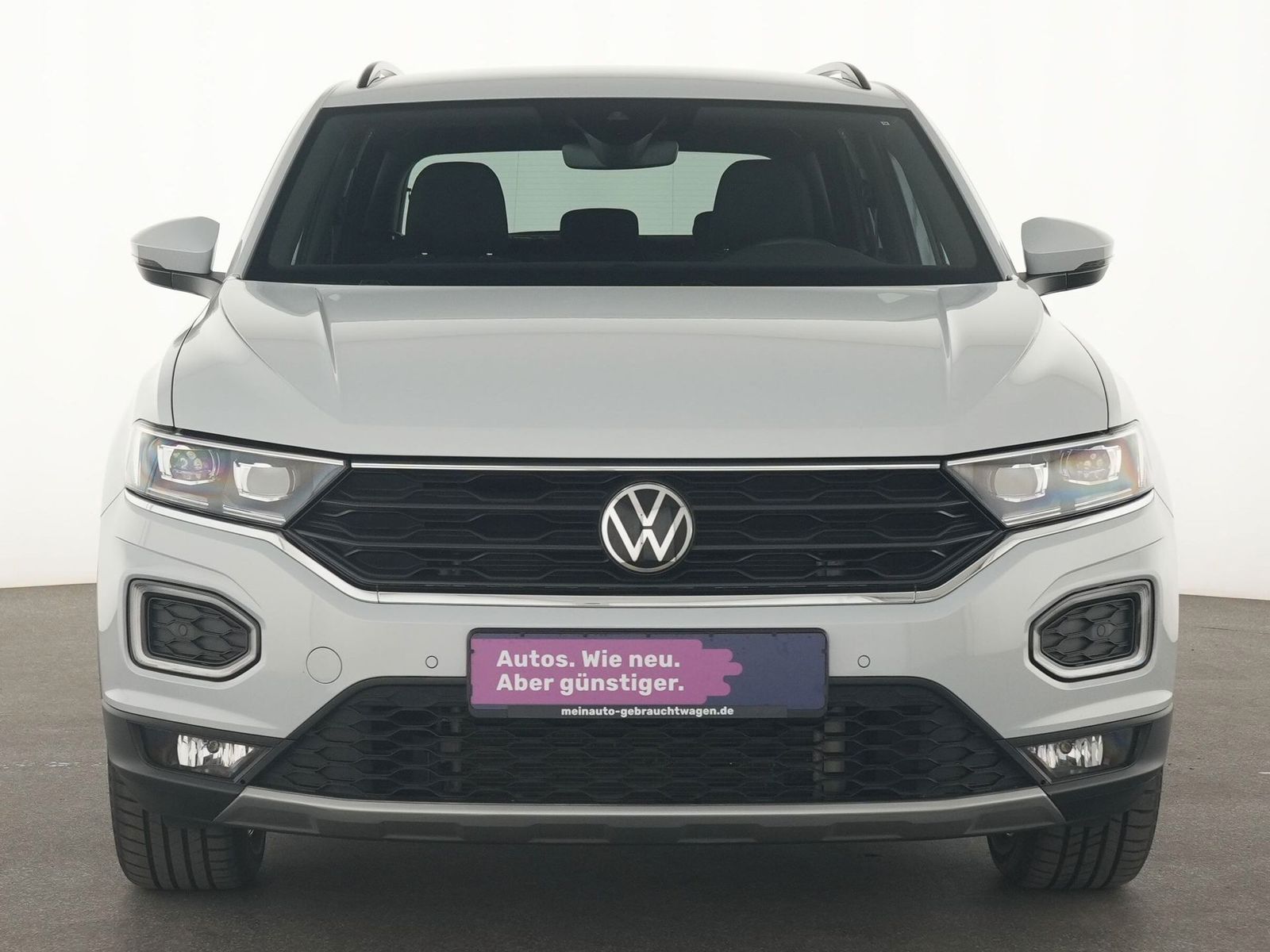 Volkswagen T-Roc Sport - Samsaru's Car Outlet