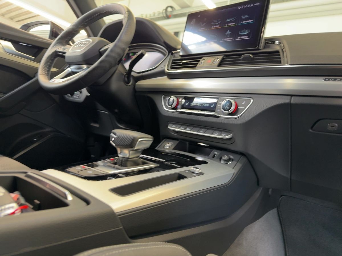 Audi Q5 Sportback 40 TDI qu. S line - Samsaru's Car Outlet