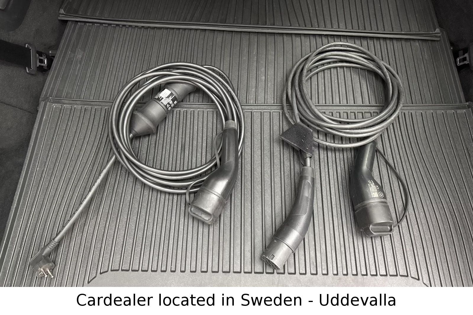 Volvo XC90 T8 AWD 456hp Plug-In ULT-Dark Recharge *VAT