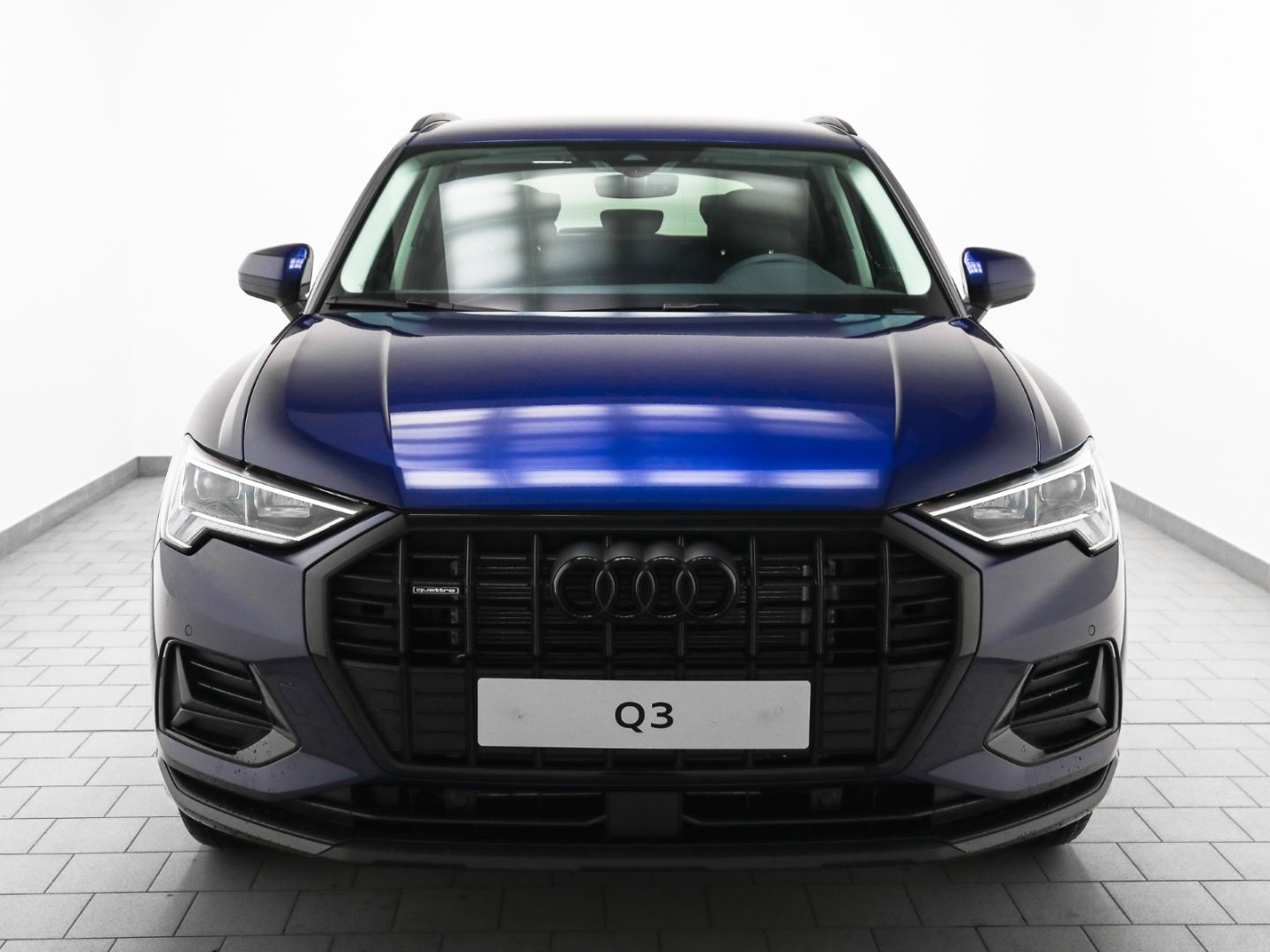 Audi Q3 advanced 40 TDI quattro - Samsaru's Car Outlet