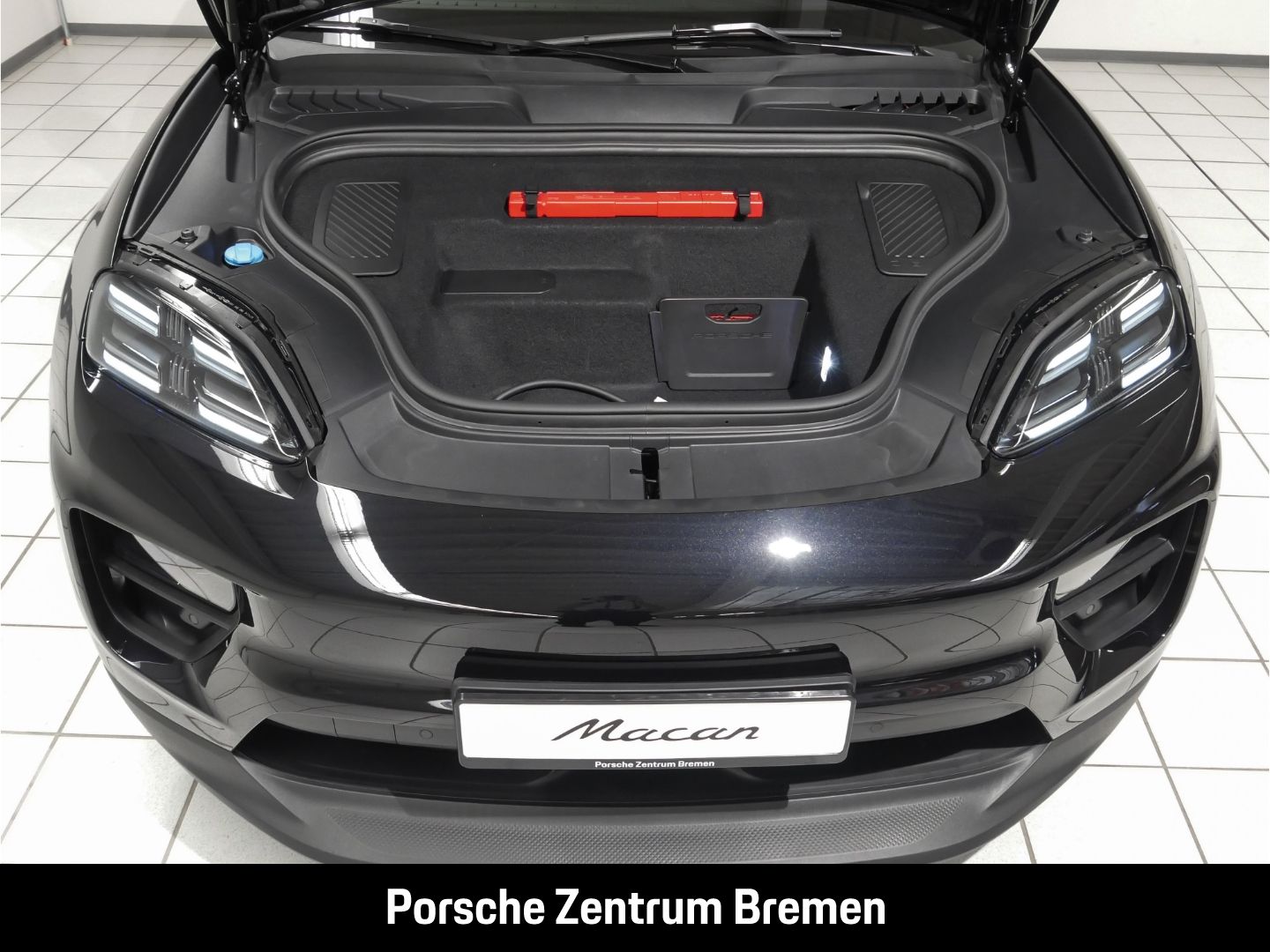Porsche Macan 4 Sportpaket - Samsaru's Car Outlet