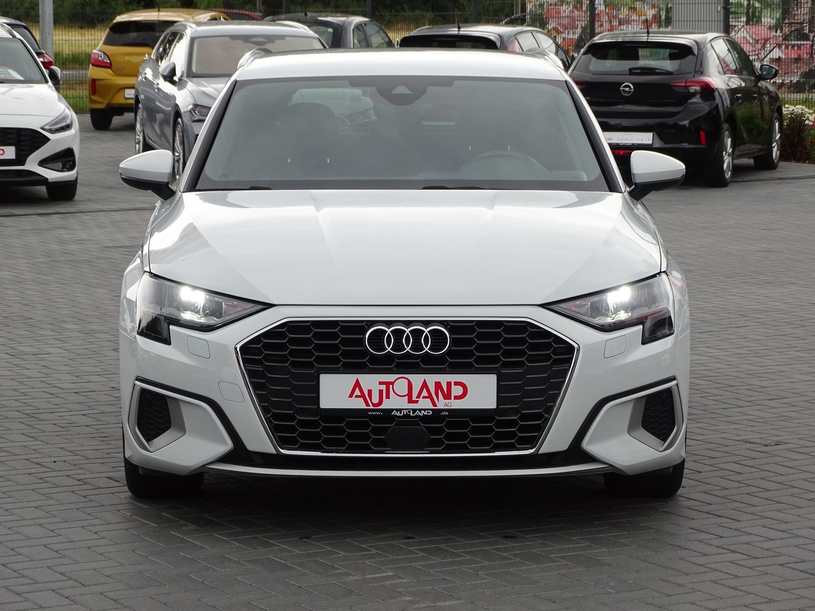 Audi A3 Sportback 35 2.0 TDI - Samsaru's Car Outlet
