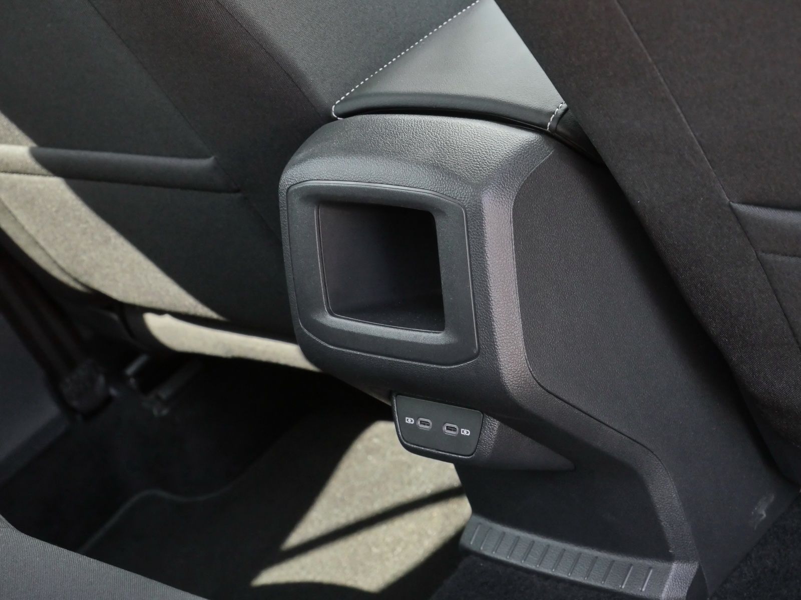 Volkswagen T-Cross Life Move 1.0 TSI - Samsaru's Car Outlet