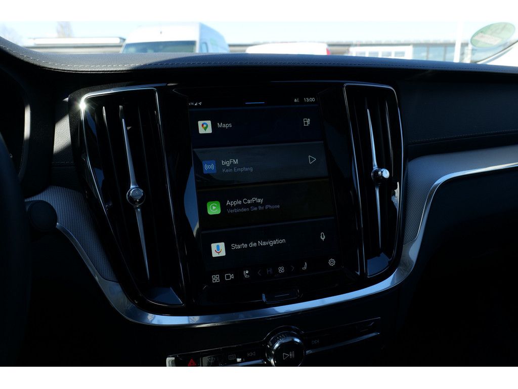 Volvo S60 Lim. T8 Ultimate Dark Recharge Plug-In Hybri