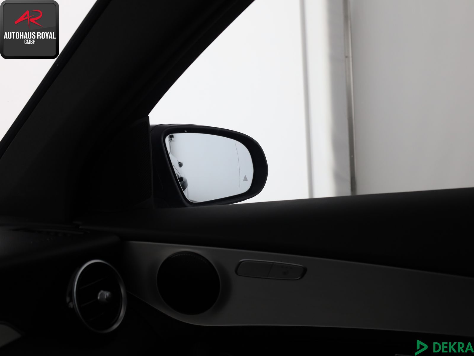 Mercedes-Benz GLC 300 e 3x AMG - Samsaru's Car Outlet