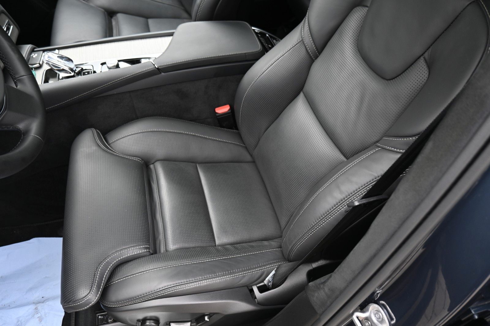 Volvo XC90 T8 Ultimate Bright PHEV *AHK*MASS*B&W*LUFT*