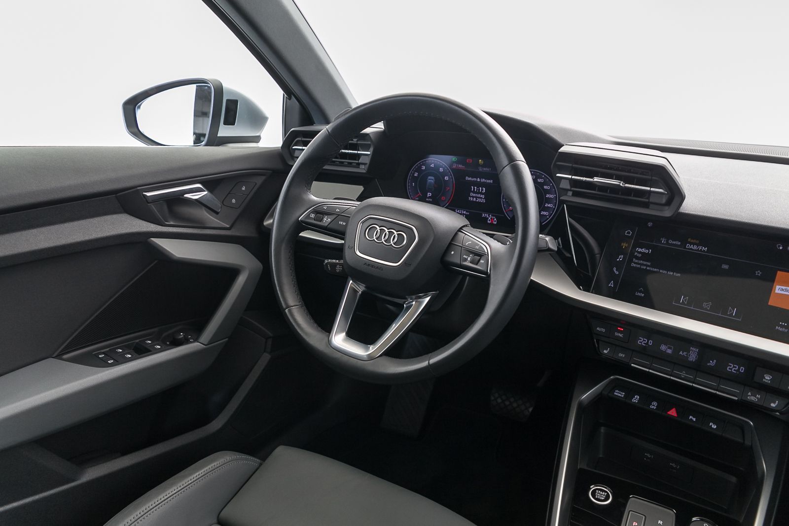 Audi A3 Sportback advanced 35 TFSI S tr. LED PANO RFK