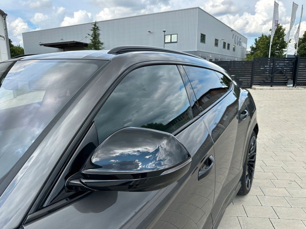 Lamborghini Urus SE - Samsaru's Car Outlet