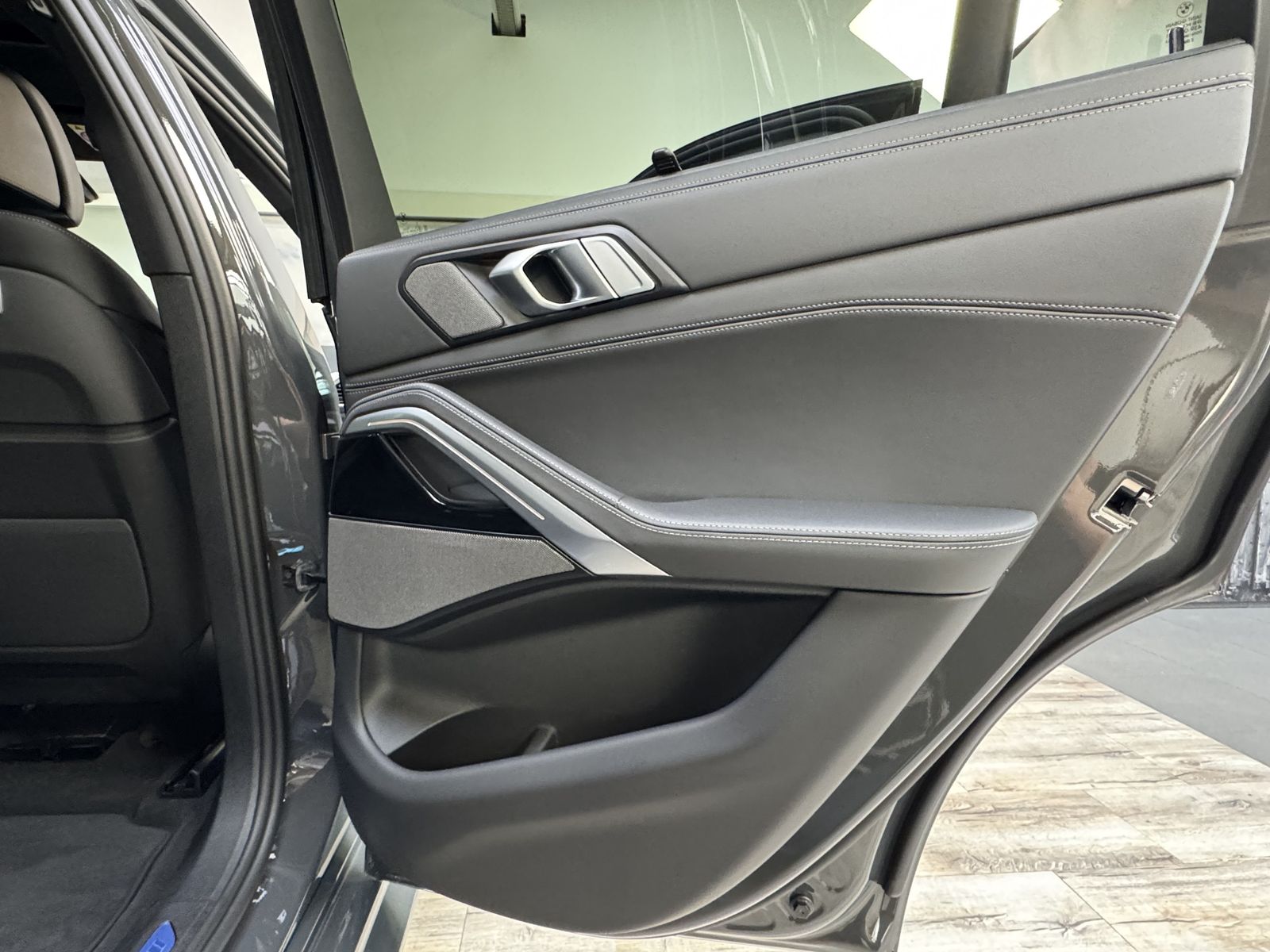 BMW X6 xDrive40d M Sport Pro - Samsaru's Car Outlet