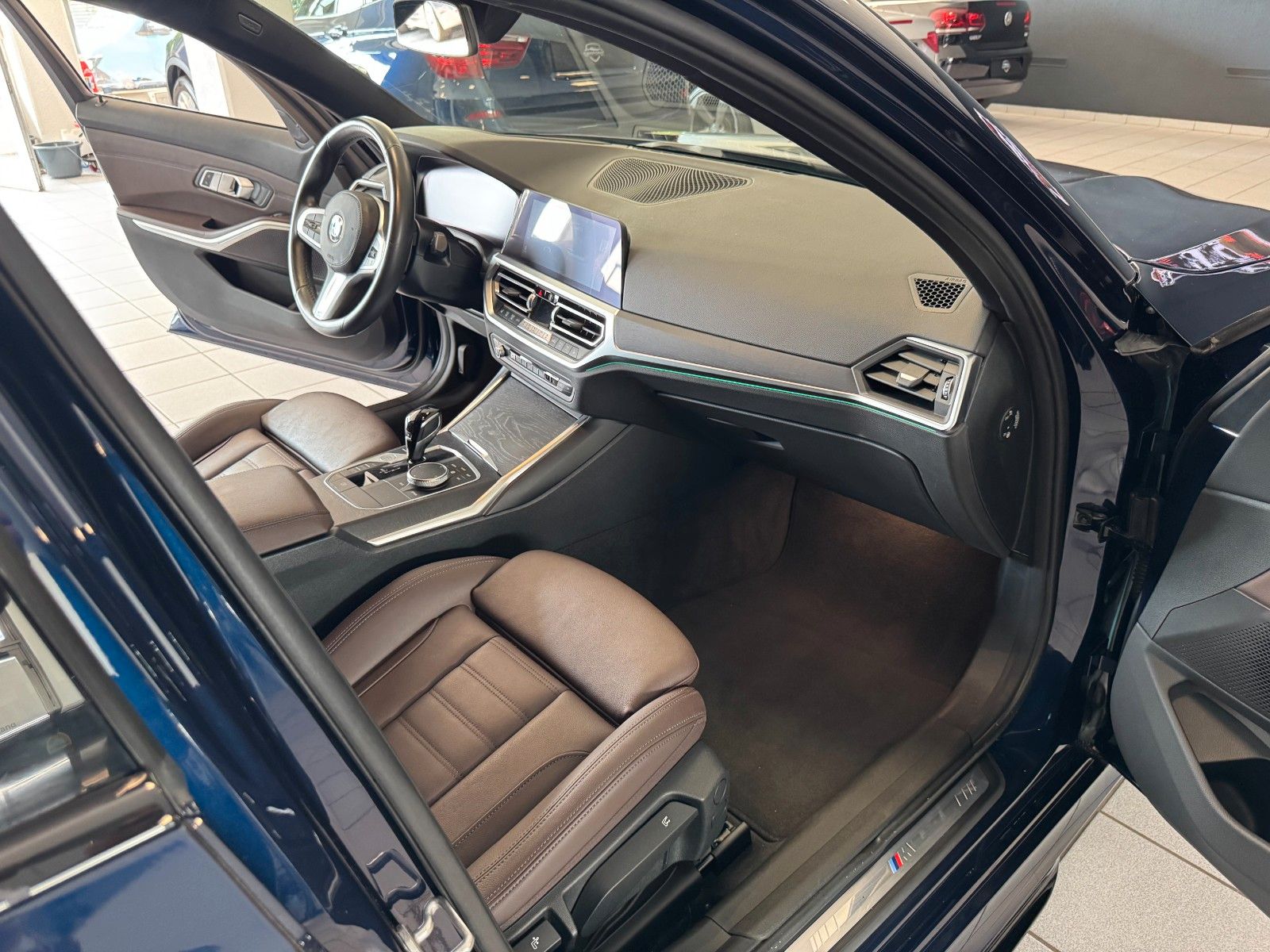 BMW 340 M340i xDrive Auto M//Performance - Samsaru's Car Outlet
