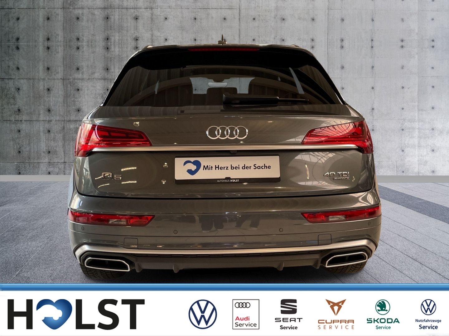 Audi Q5 2.0TDI DSG quattro S line - Samsaru's Car Outlet