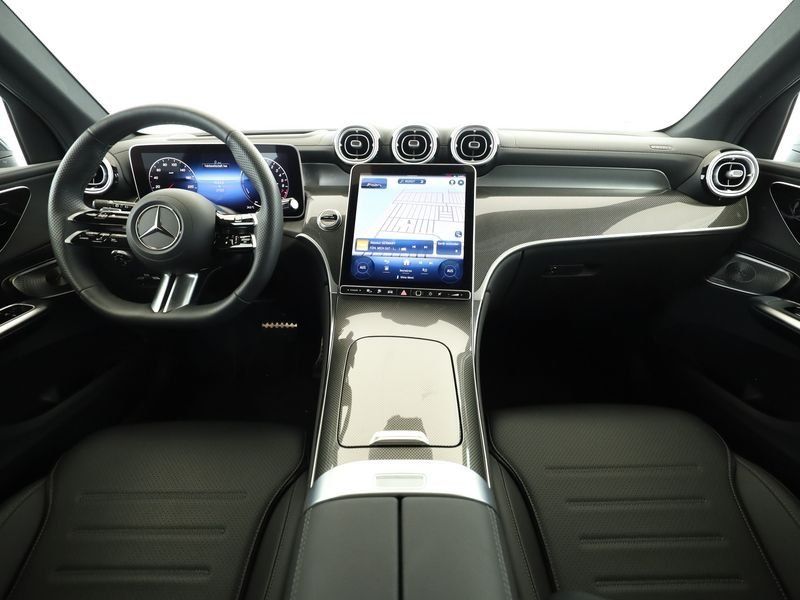 Mercedes-Benz GLC 300 e AMG 4M - Samsaru's Car Outlet