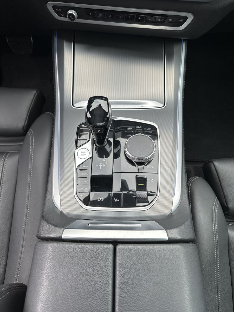 BMW X5 xDrive45e M-Sport NAV+LED+AHK+360°KAMERA+20ZO