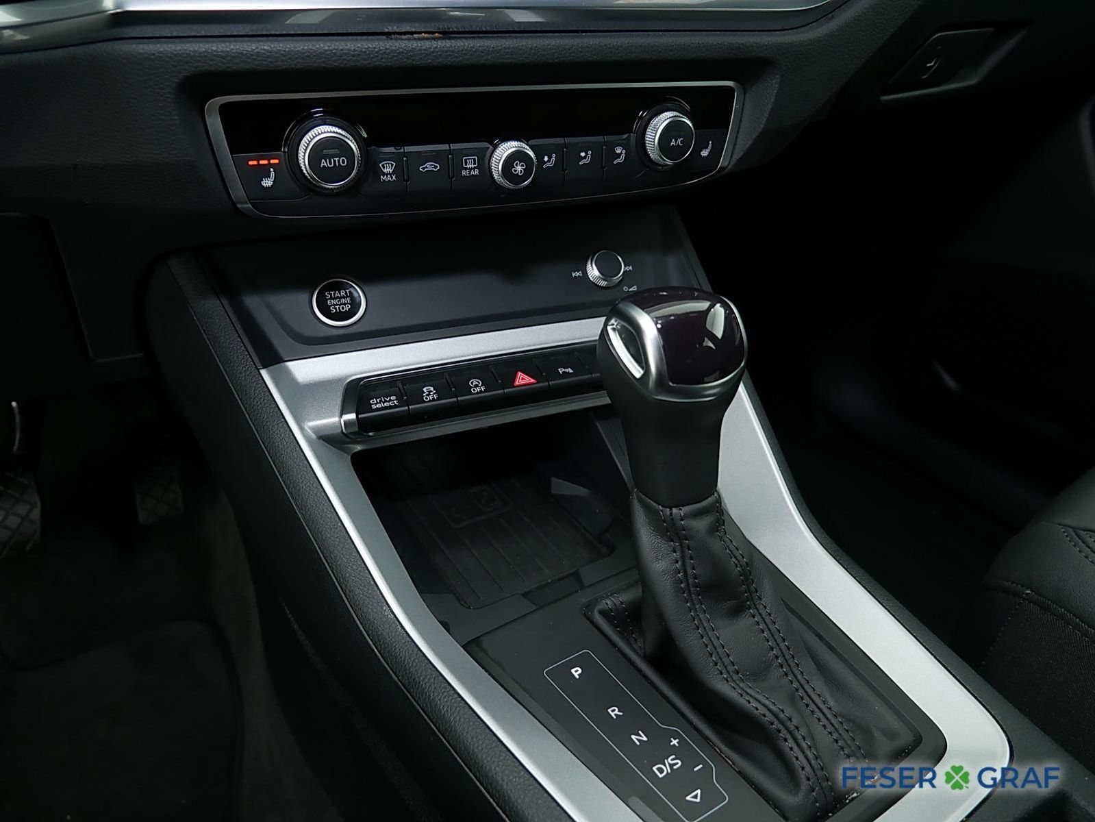 Audi Q3 advanced 40 TDI qu - Samsaru's Car Outlet
