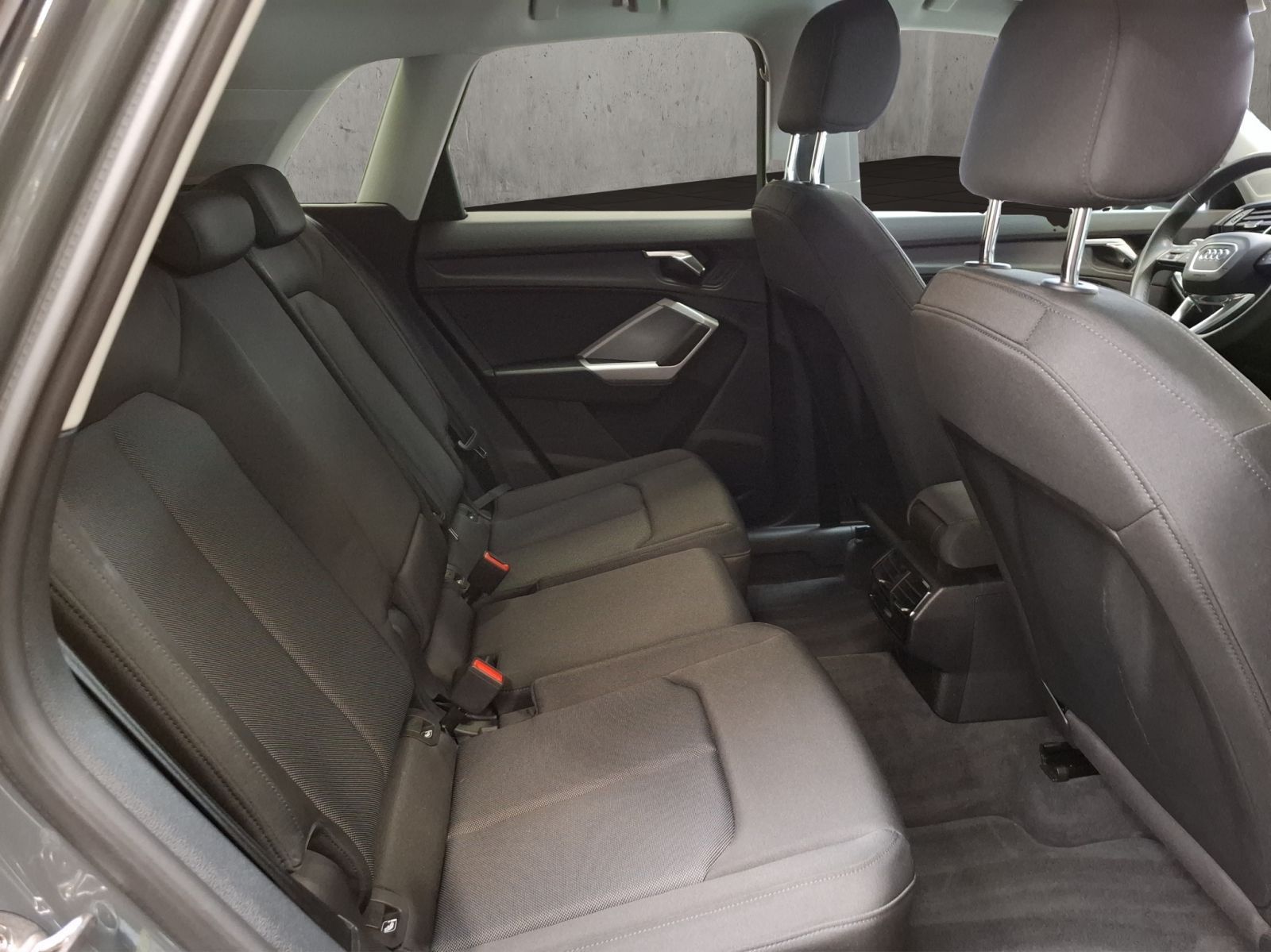 Audi Q3 40 TDI quattro - Samsaru's Car Outlet