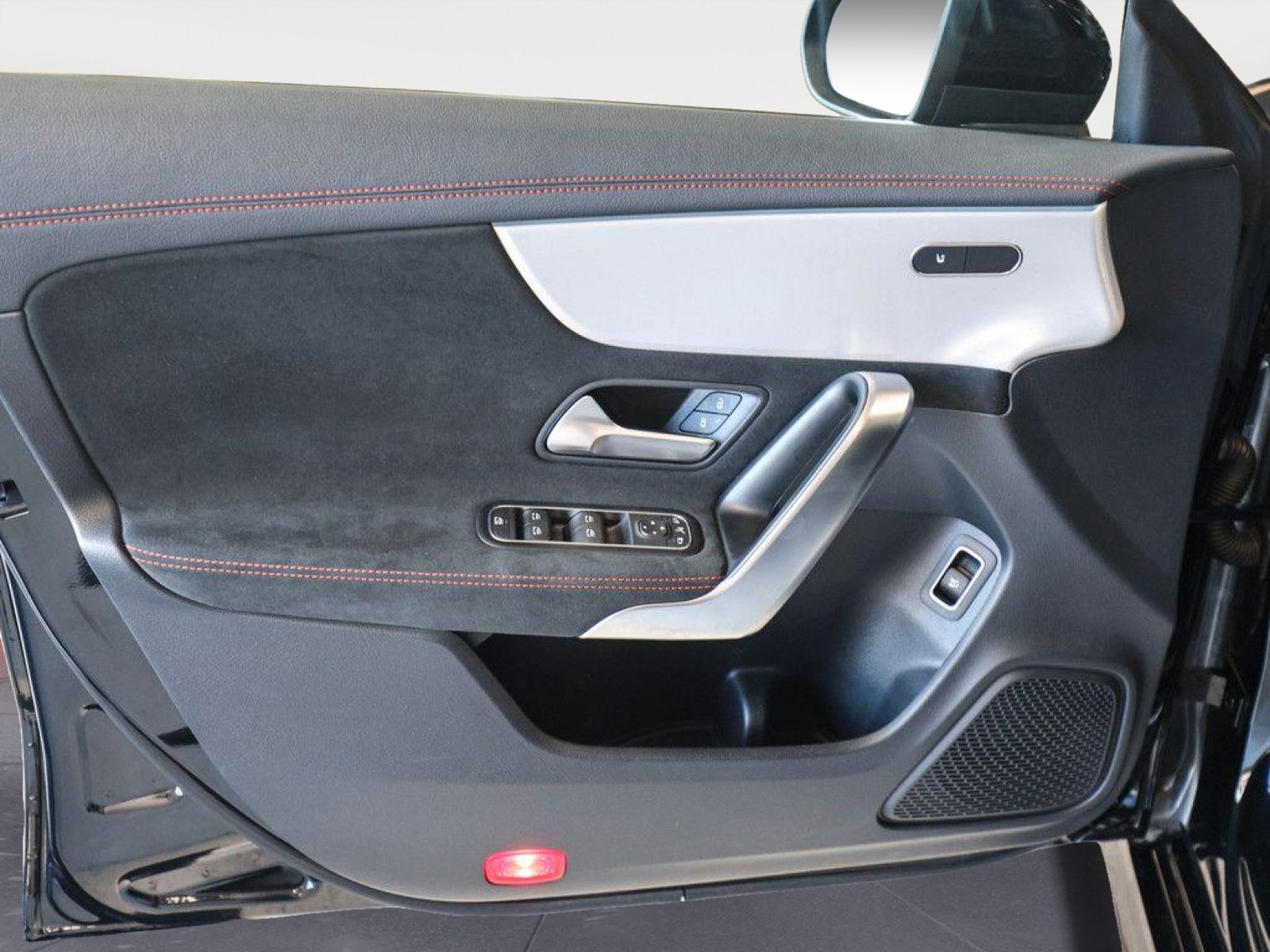 Mercedes-Benz CLA 35 AMG SB 4M Advanced Plus - Samsaru's Car Outlet
