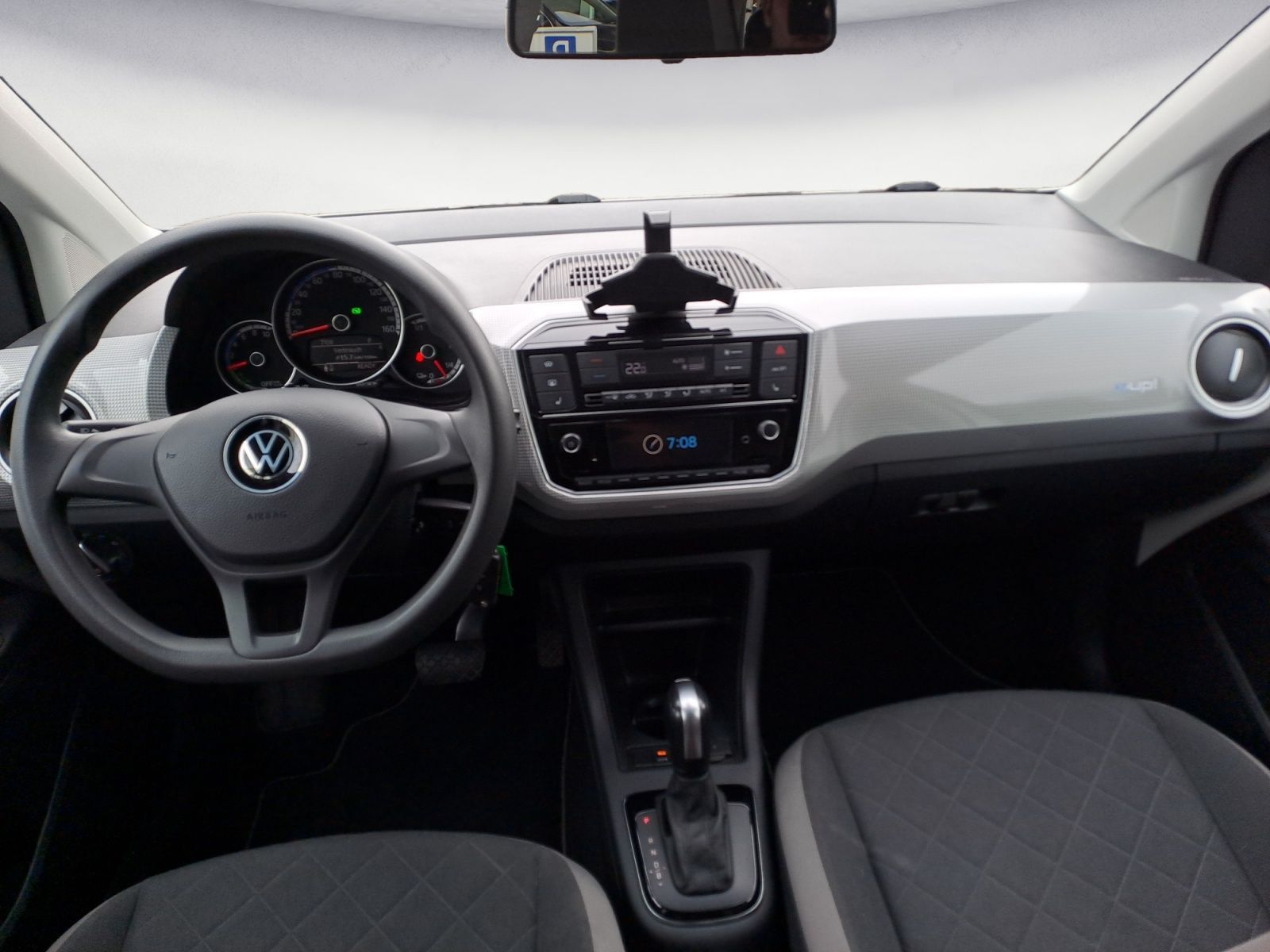 Volkswagen e-up! - Samsaru's Car Outlet
