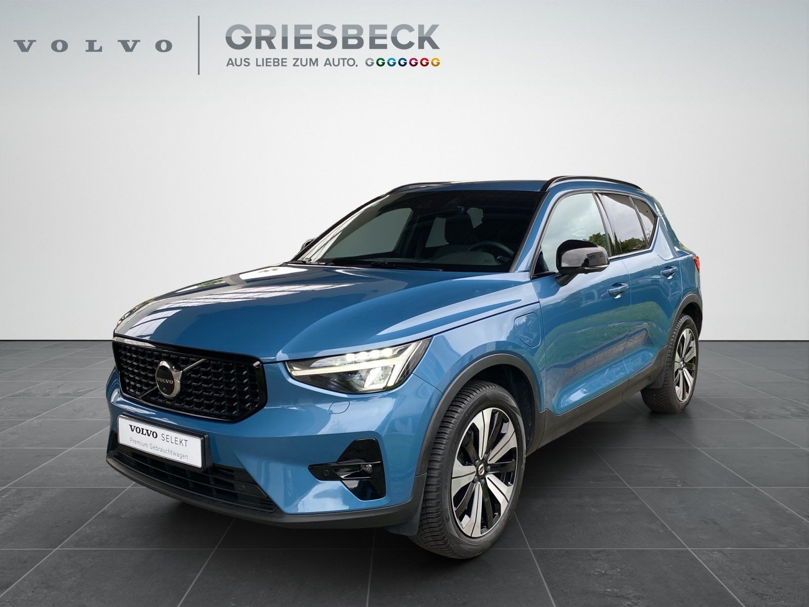 Volvo XC40 Twin Engine Plus Dark AHK