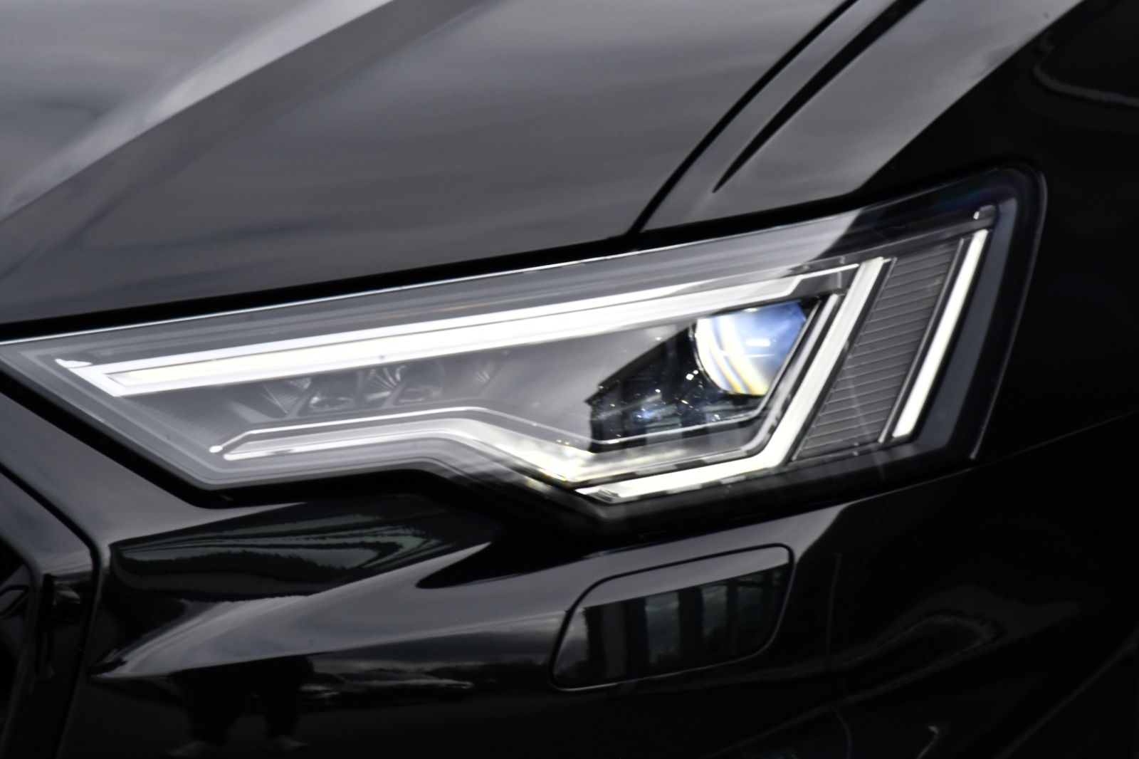 Audi A6 Avant 50TDI Quattro S Line Pano HeadUp Matrix