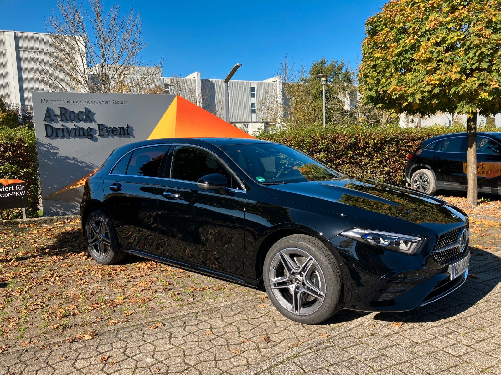 Mercedes-Benz A 250 e AMG - Samsaru's Car Outlet
