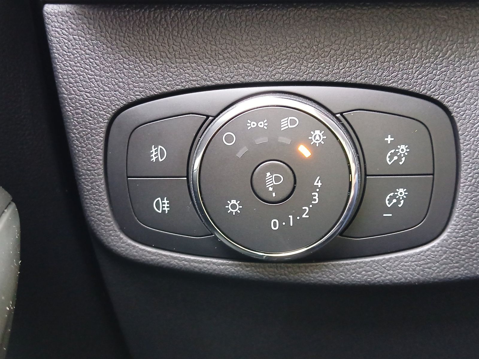Ford Focus ST-Line X Turnier Aut.*AHK*ACC*HUD*KAM*NAV