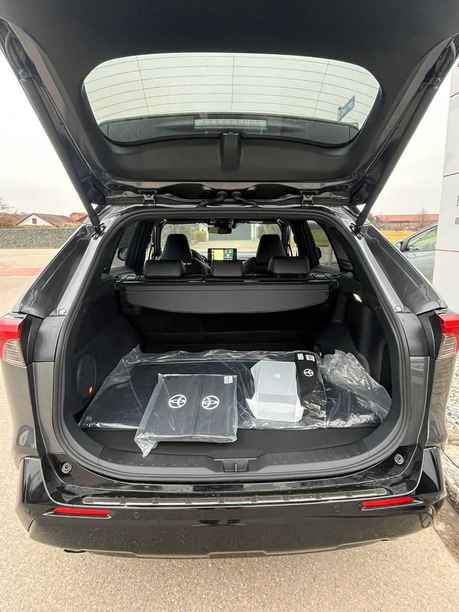 Toyota RAV4 Plug-in Hybrid 4x4 Style