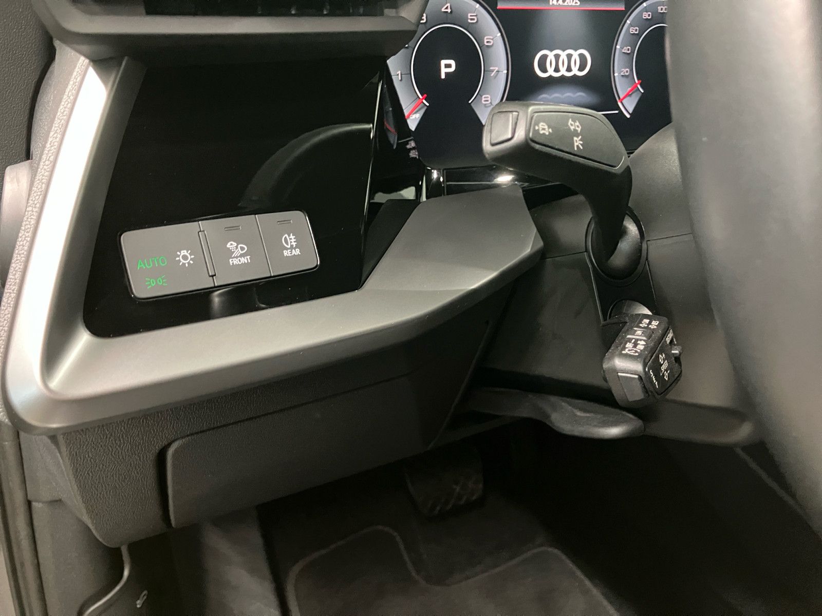 Audi A3 Sportback 40 TFSI quattro S line - Samsaru's Car Outlet