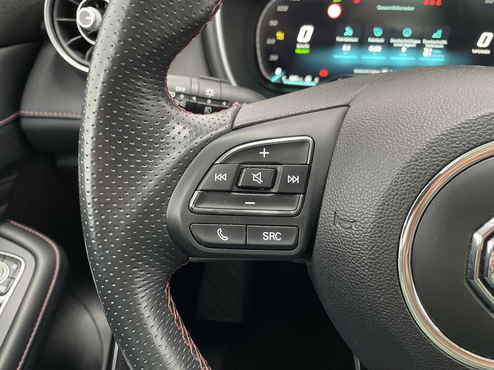 MG EHS PHEV Luxury 360/Pano/Leder/Navi/ACC+/Keyless
