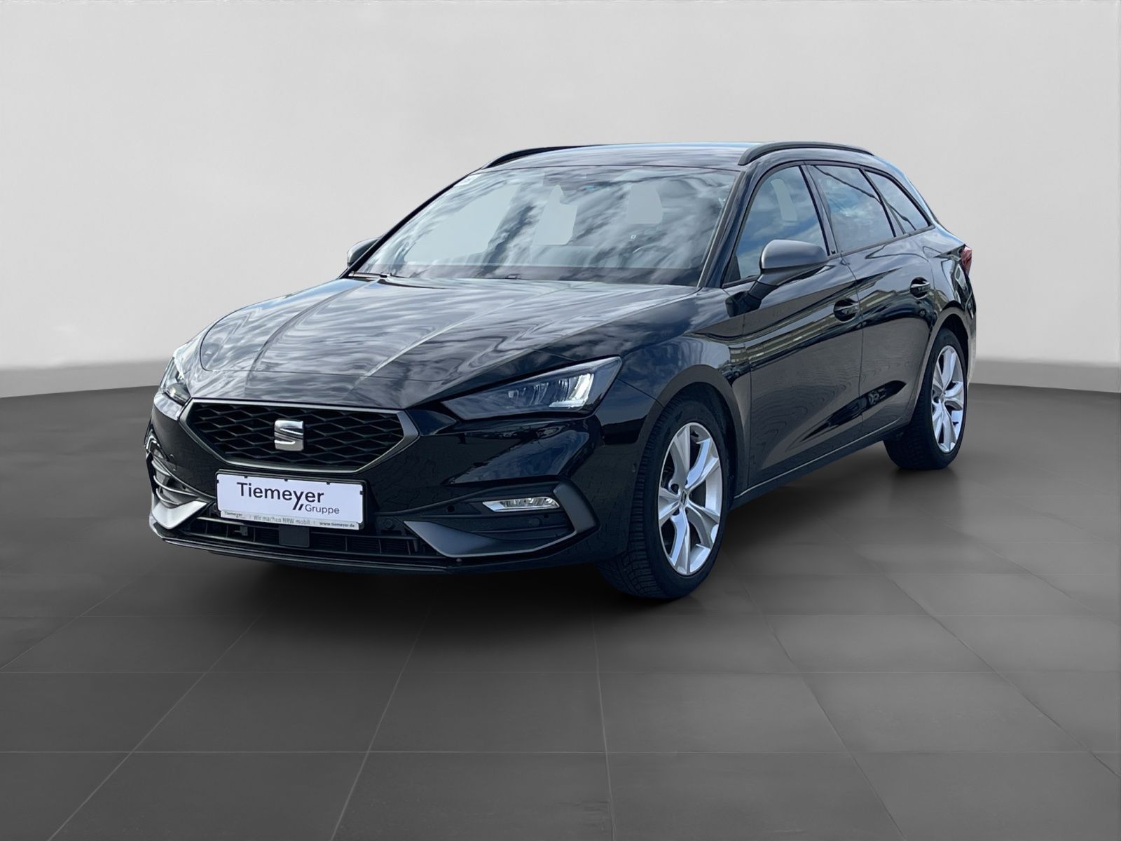 Seat Leon Sportstourer 2.0 TDI DSG FR NAVI AHK ACC PA