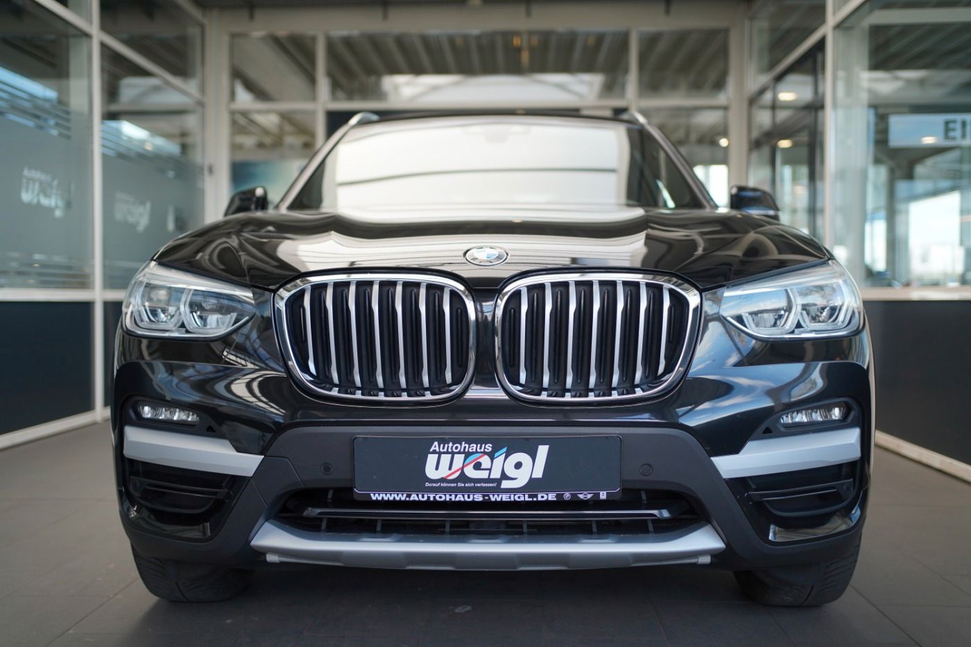BMW X3 xLine 30d - Samsaru's Car Outlet