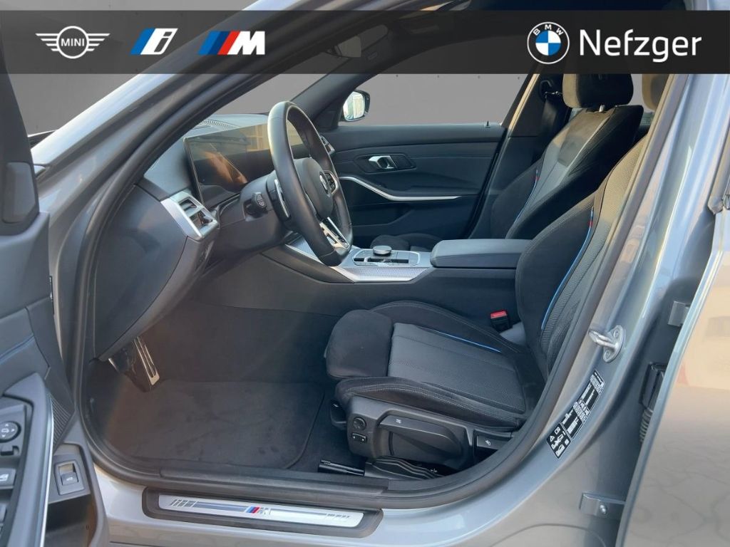 BMW 330 d xDrive Touring M Sport Park-Assistent HiFi