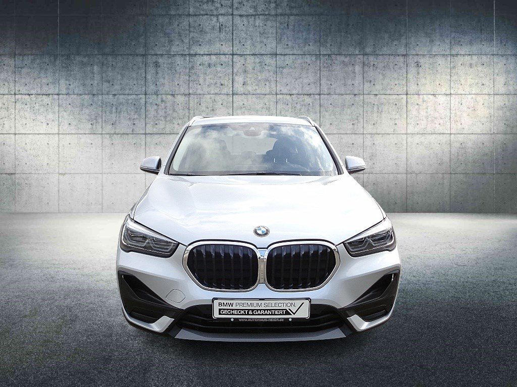 BMW X1 xDrive25e Navi-Plus - Samsaru's Car Outlet