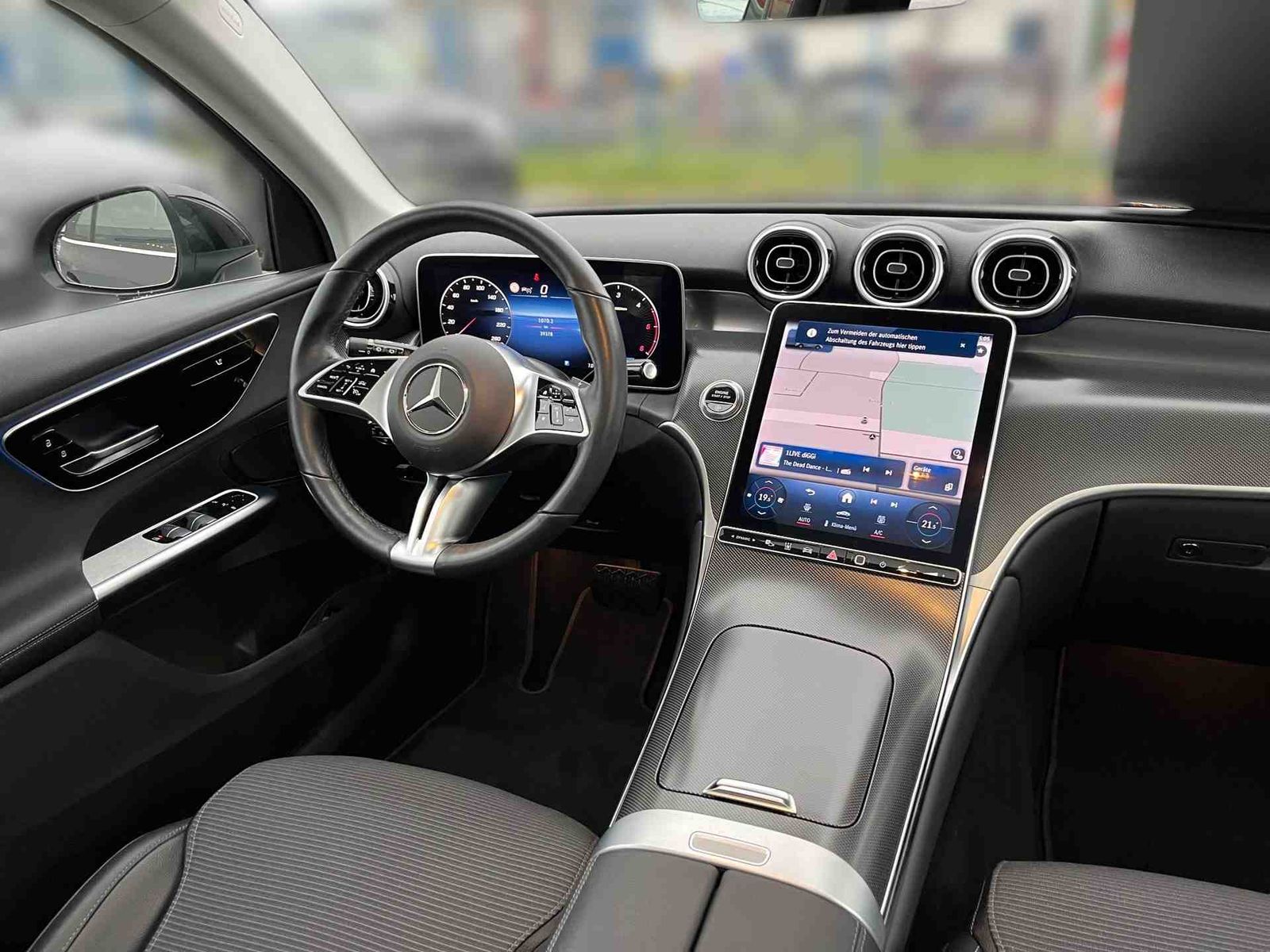 Mercedes-Benz GLC 220 d 4M Avantgarde+Pano+Distr+AHK+DIGITAL