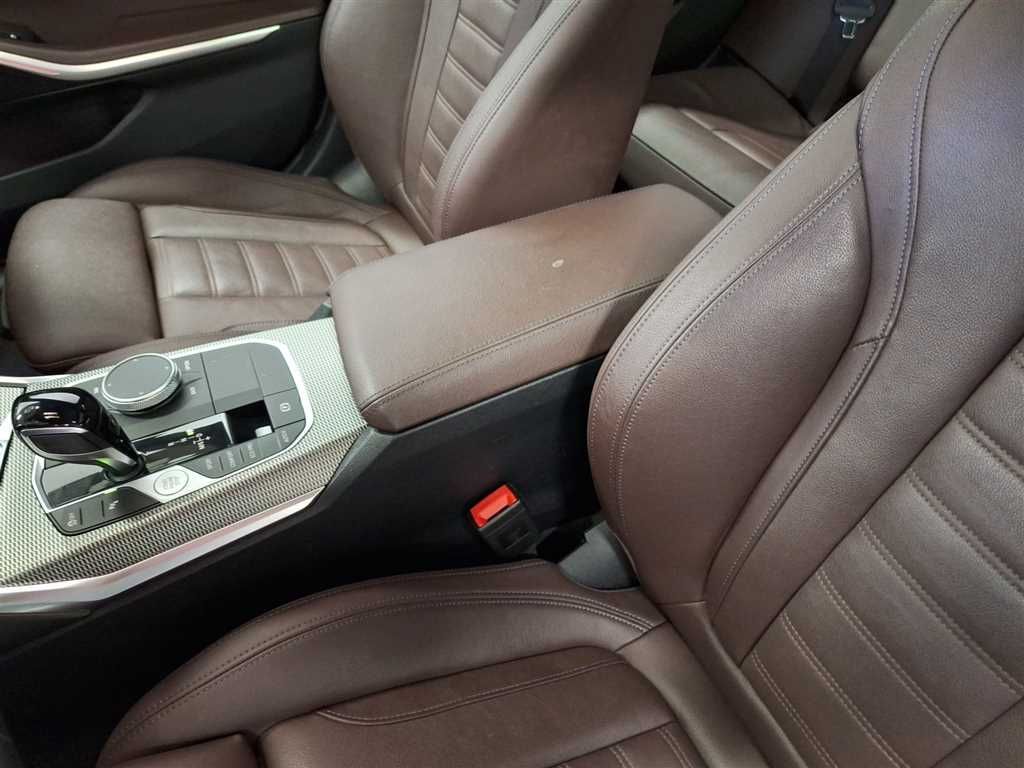 BMW 320d Touring M Sport Steptronic - Samsaru's Car Outlet