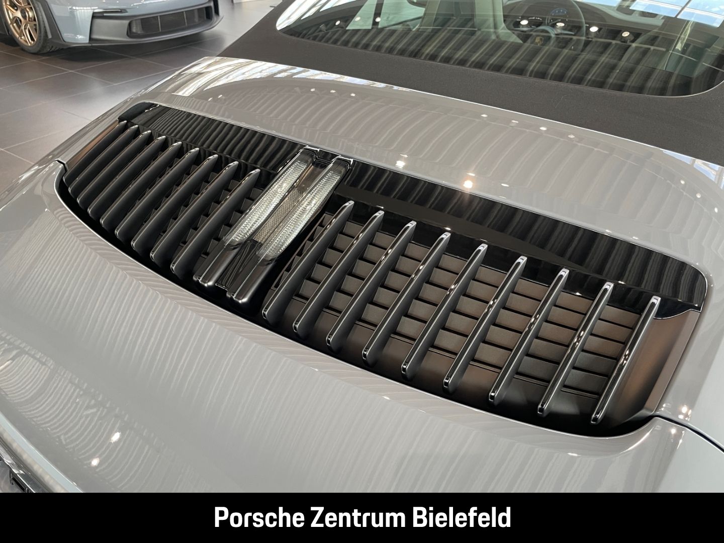 Porsche 992 911 Carrera 4 GTS Cabriolet Sportabgasanlage