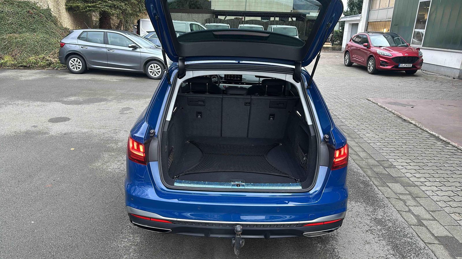 Audi A4 40 TDI AVANT S LINE - Samsaru's Car Outlet