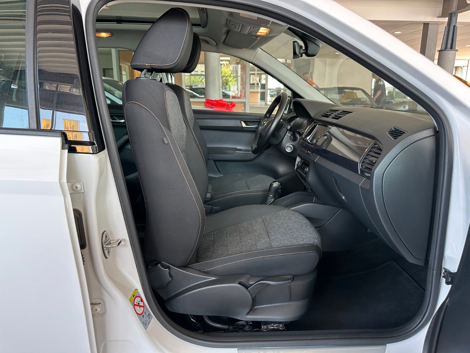 Skoda Fabia Combi Clever - Samsaru's Car Outlet