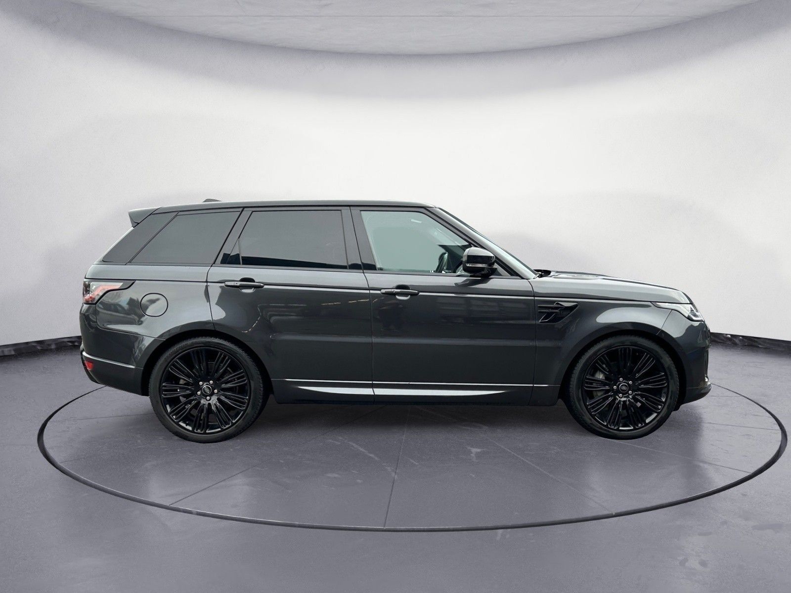 Range Rover Sport 3.0 D300 HSE Dynamic Stealth - Samsaru's Car Outlet