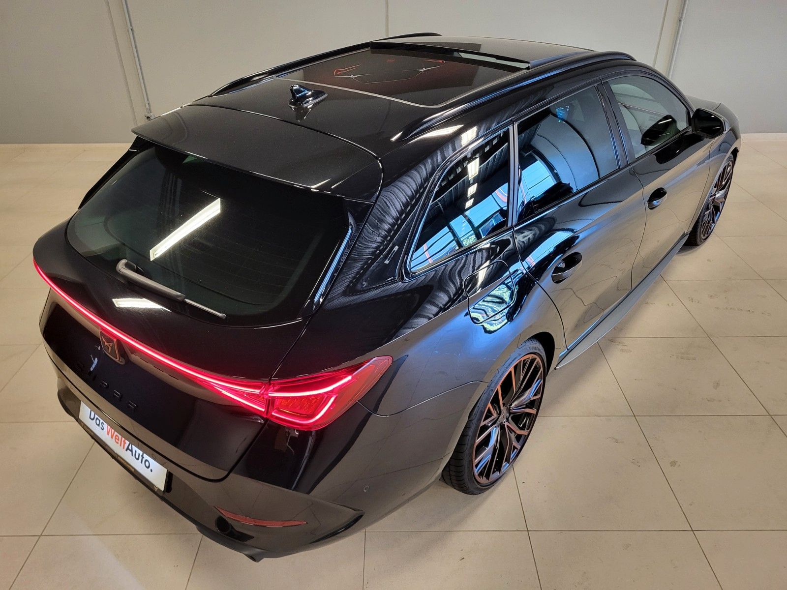 Cupra Leon Sportst. -VZ- 2.0 TSI DSG 4Drive - Samsaru's Car Outlet