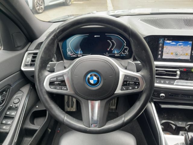 BMW 330 e Limousine - Samsaru's Car Outlet
