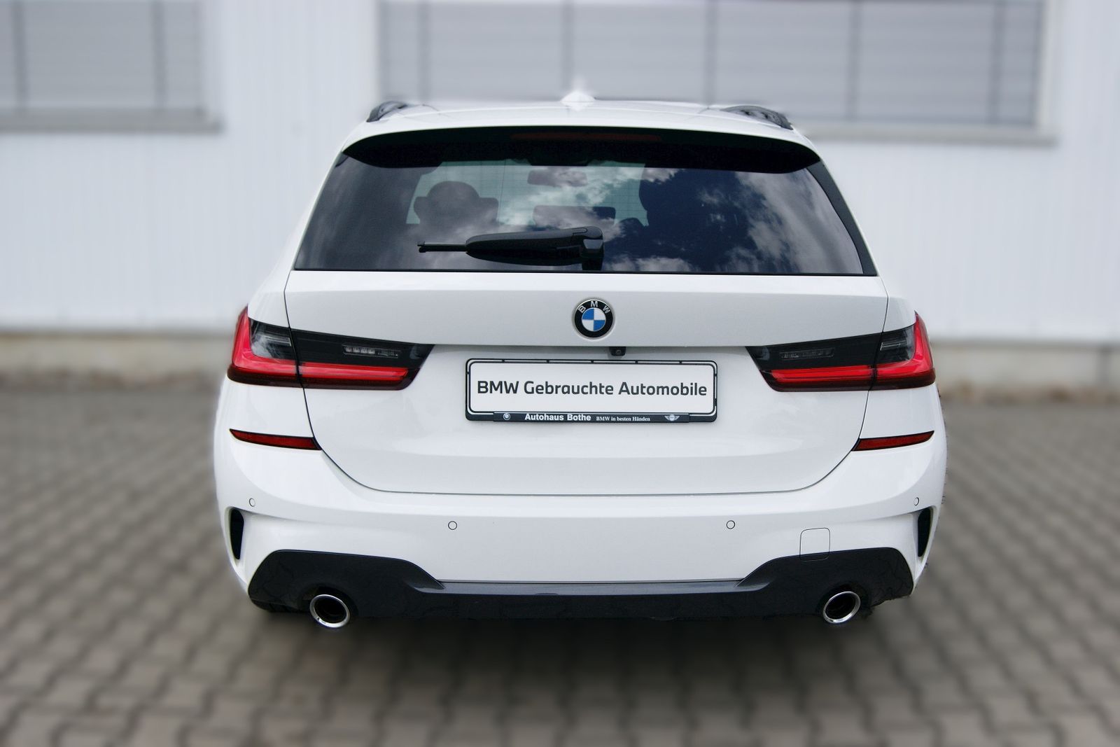 BMW 320d xDrive M Sport - Samsaru's Car Outlet