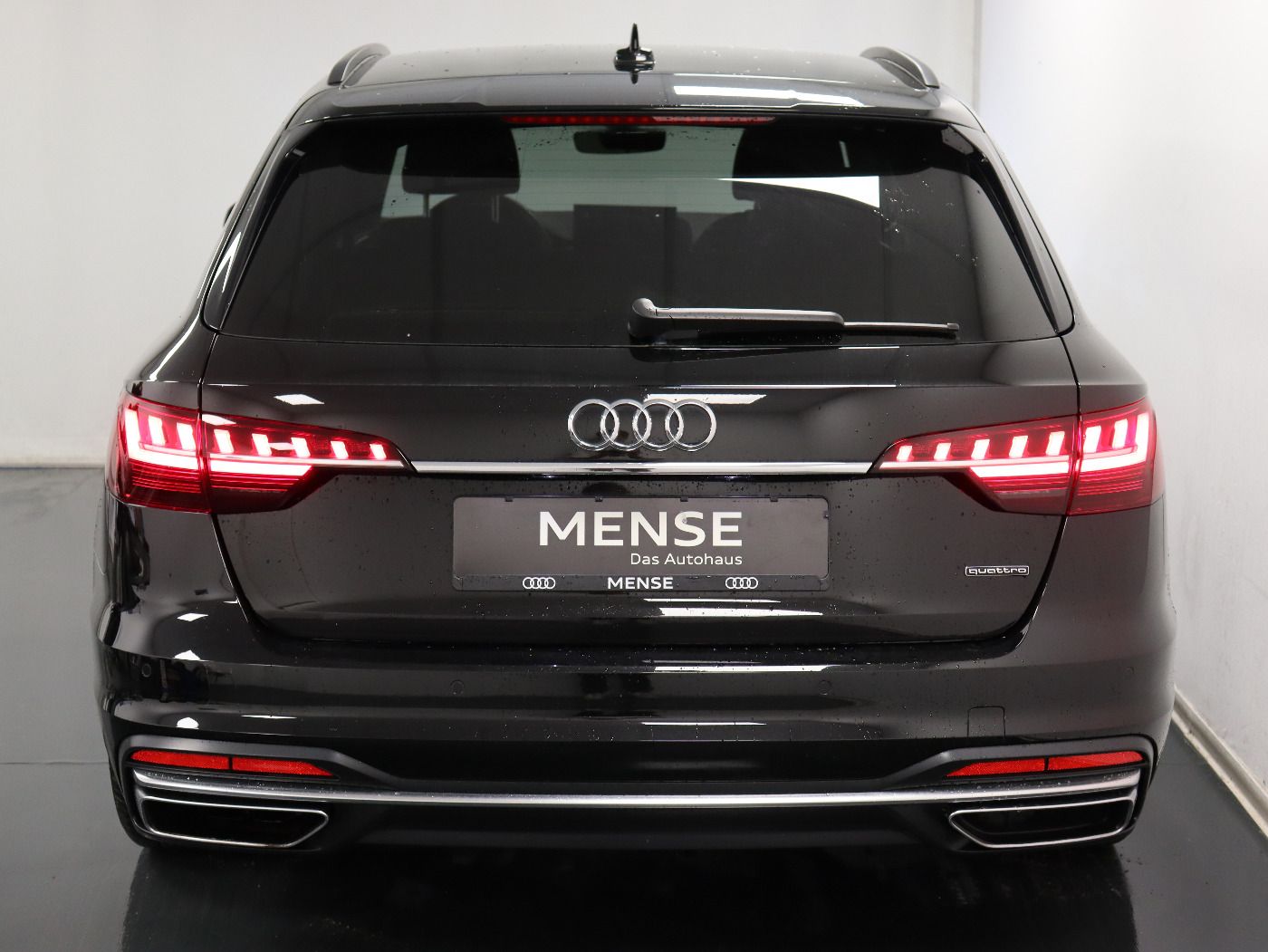 Audi A4 Avant 40 TDI quattro S tronic Advanced - Samsaru's Car Outlet