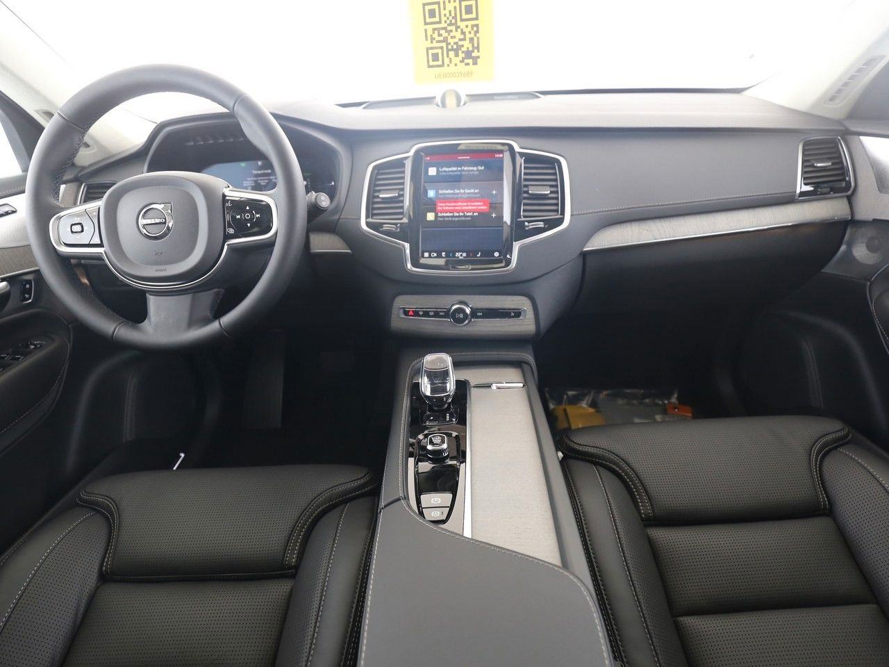Volvo XC90 Ultra Dark Recharge Plug-In Hybrid AWD - Samsaru's Car Outlet