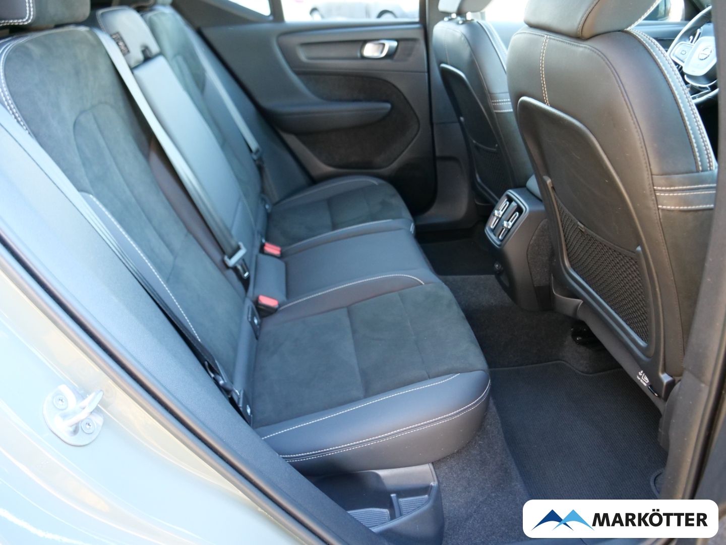 Volvo XC40 Recharge ULTIMATE Single Motor Pano/Wärmepu